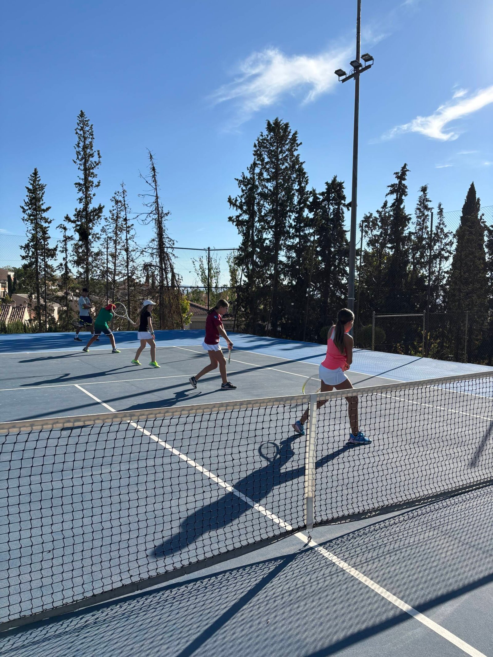 Grupo Intermedio Tenis